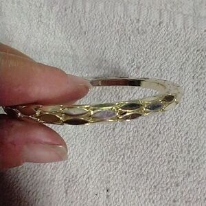 Silvertone bangle bracelet large mesh chain